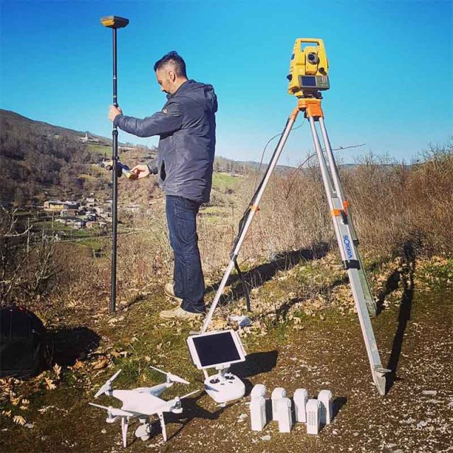 Topografía de una línea eléctrica de alta tensión con Drone.